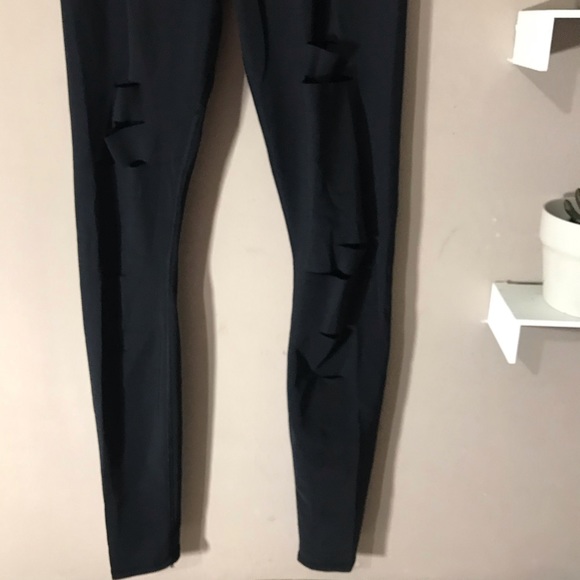 SOLD ALO YOGA LEGGINGS HIGH WAIST RIPPED WARRIOR - Picture 4 of 7